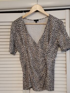 Talbots Leopard Print Mock Wrap Top, Size Petite Small